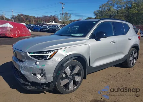 2023 Volvo Xc40 Recharge Pure Electric Twin Ultimate z USA, uszkodzony, nr VIN YV4ED3UM4P2941813